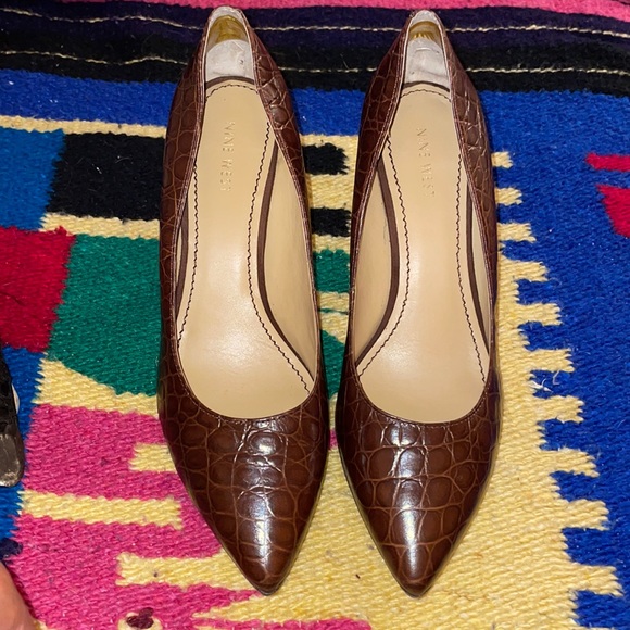 Nine West Heels 👠 9 - Picture 2 of 7